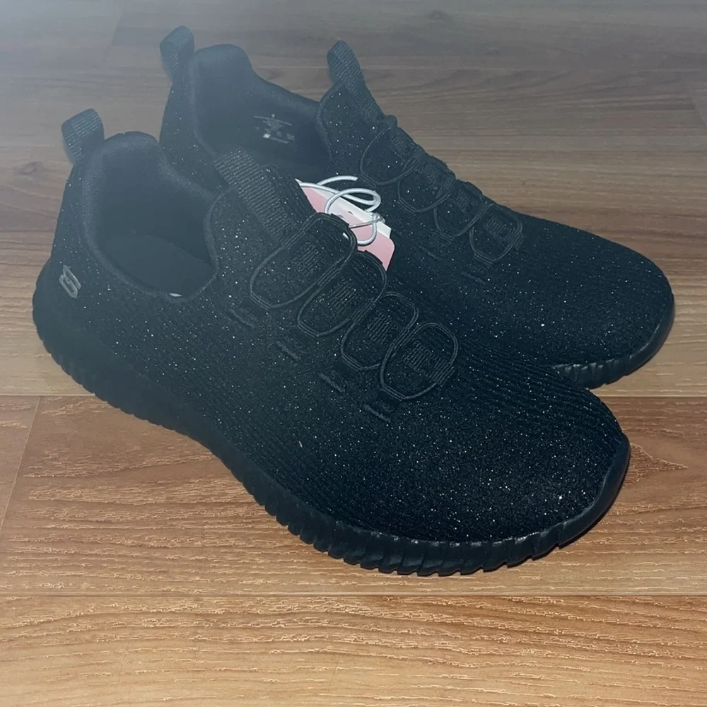 NWT Skechers Sparkly Sneaker - Picture 3 of 5